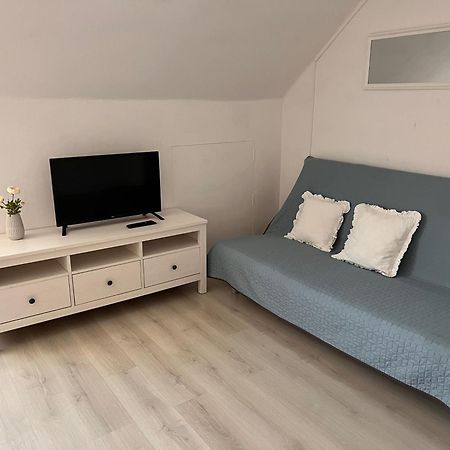 Pacsirta Apartman Grand Eger Exterior photo