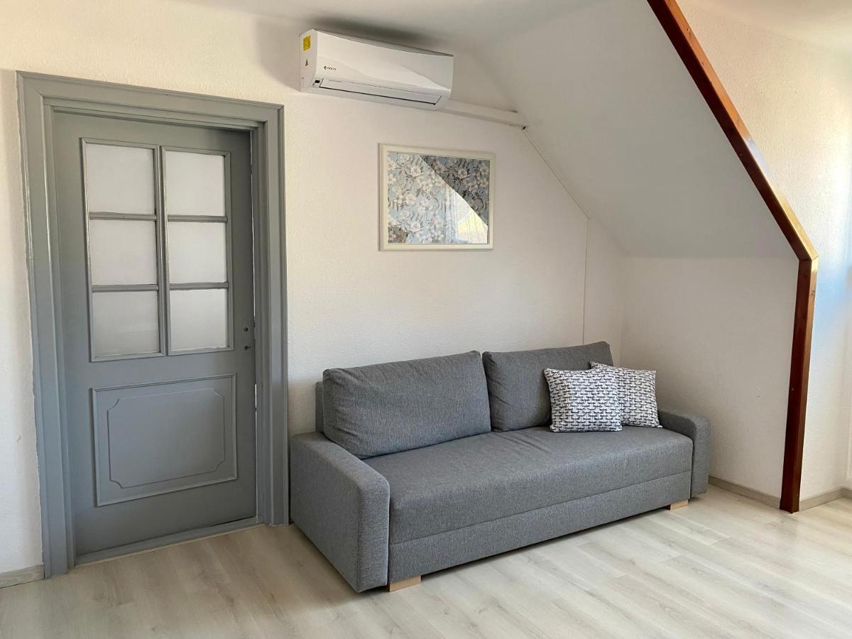Pacsirta Apartman Grand Eger Exterior photo