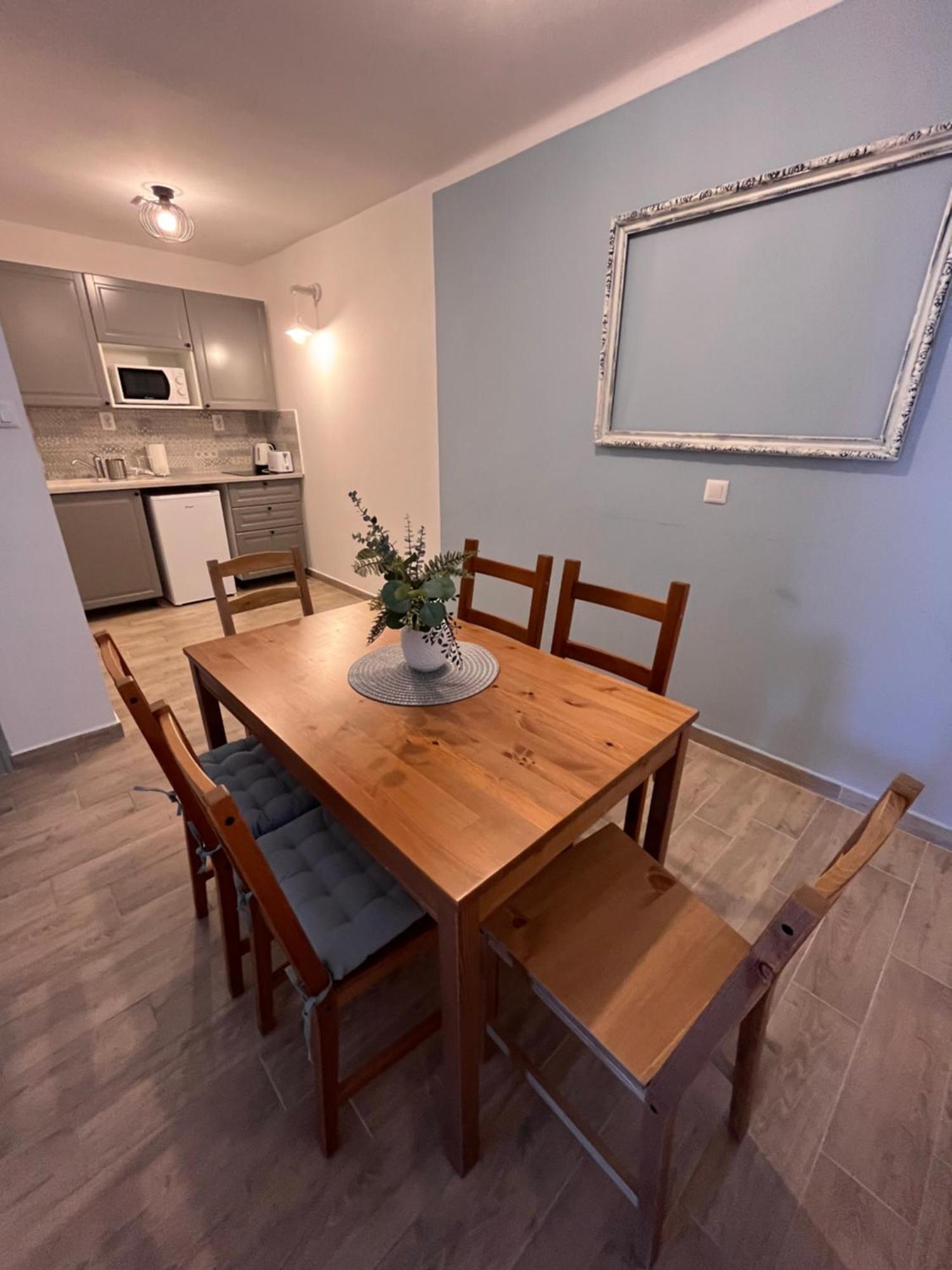Pacsirta Apartman Grand Eger Exterior photo